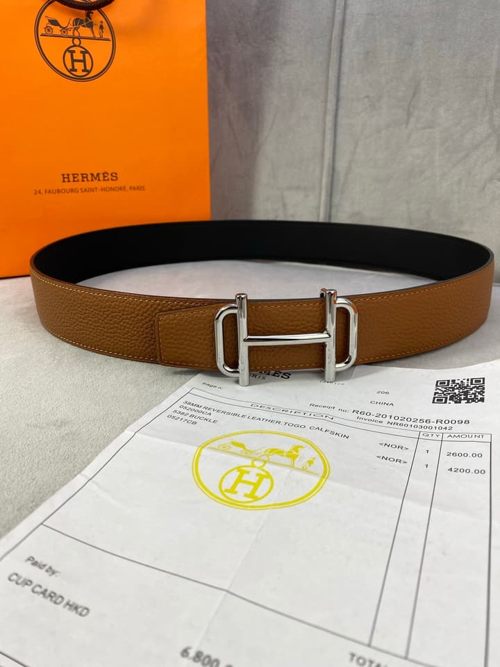 Hermès Reversible Leather Belt in Gold Hardware
