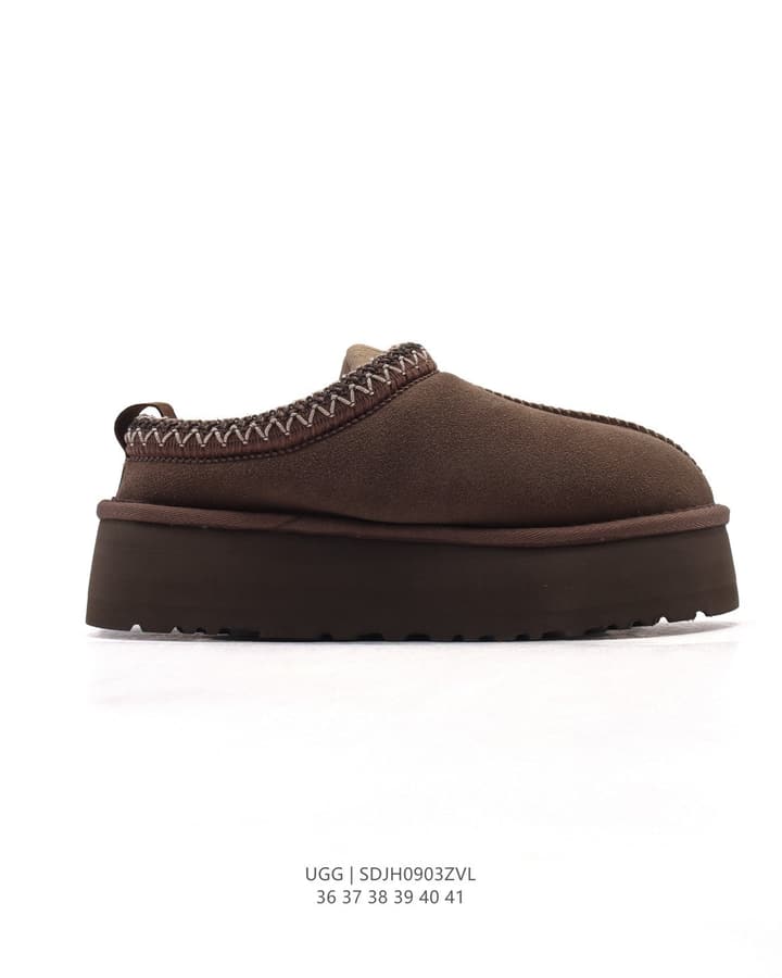 UGG Tire-Sole Snow Slippers in Black