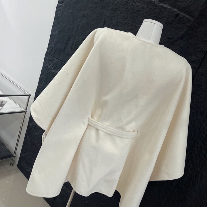 Fendi FF Logo Reversible Wool Cape in Ff Logo Patterned Reverse