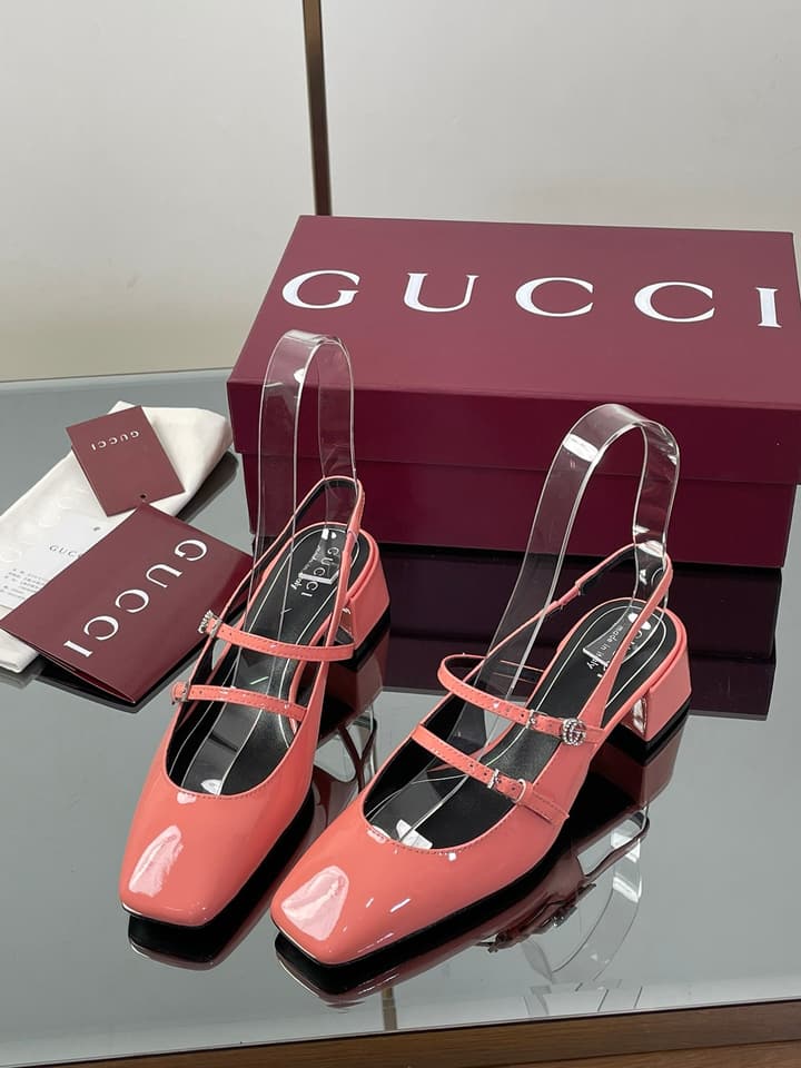 Gucci Crystal Double G Slingback Pumps – 2025 Fall Collection in Burgundy Red