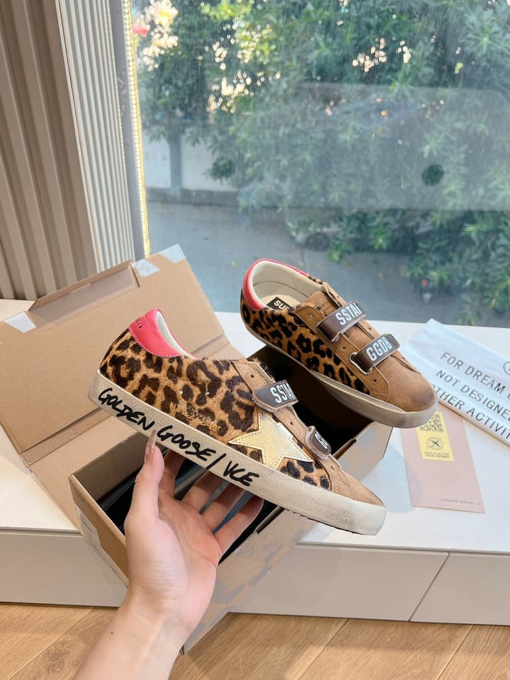 Golden Goose SPACE Series Distressed Sneakers – 2025 Collection in Leopard Print Velcro