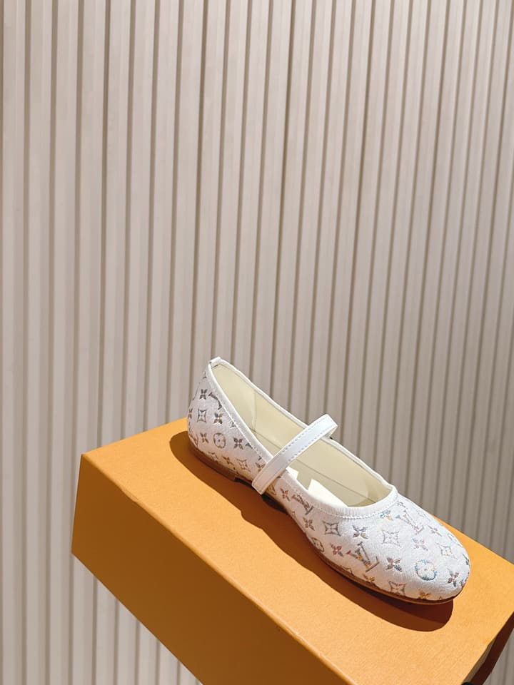 Louis Vuitton Ballet Flats – 2025SS in Black