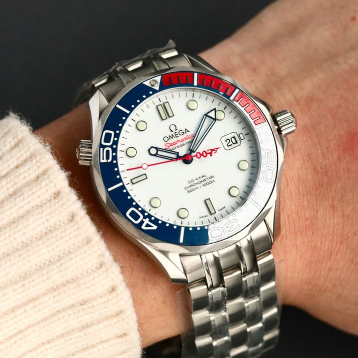 Omega Seamaster 300 Dive Watch in White Dial Blue Red Bezel