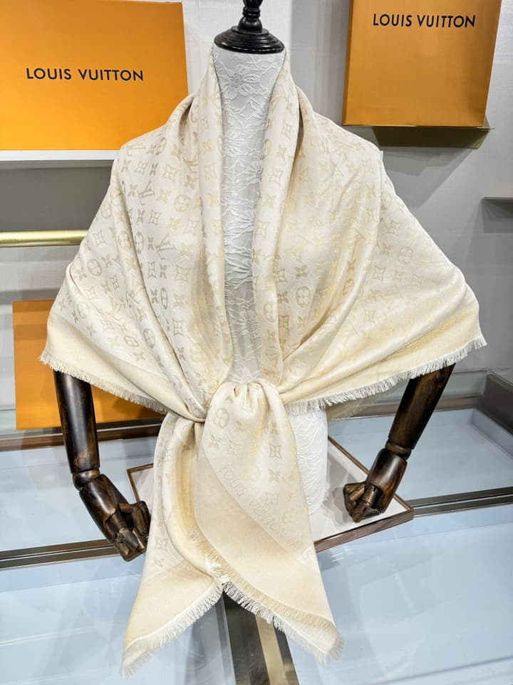 Louis Vuitton Classic Monogram Shawl – 2024 New Color in Apricot