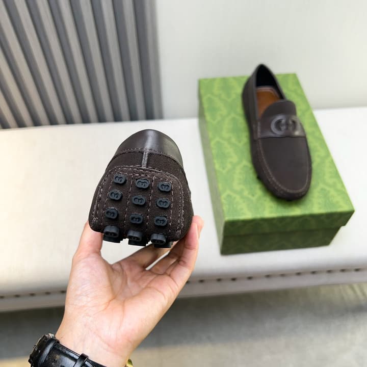 Gucci Premium Leather Loafers in Black Embossed Leather