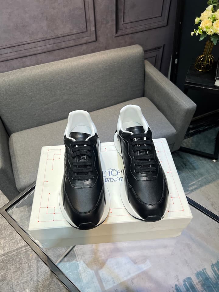 Alexander McQueen White Silk Leather Platform Sneakers in Black