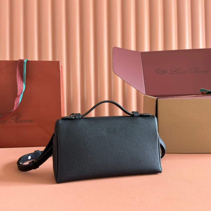 Loro Piana Extra Pocket L19 Handbag in Caramel Leather