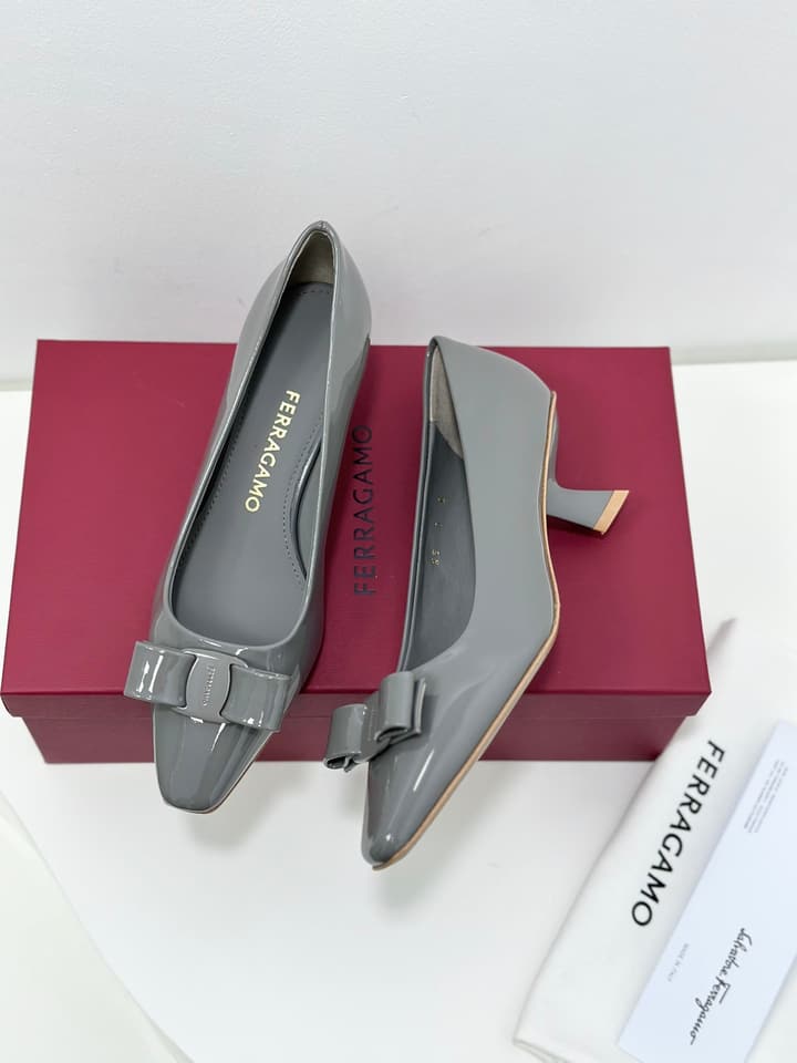 Ferragamo Vara Patent Leather Square Toe Pumps in Black Patent Leather (1cm Heel)