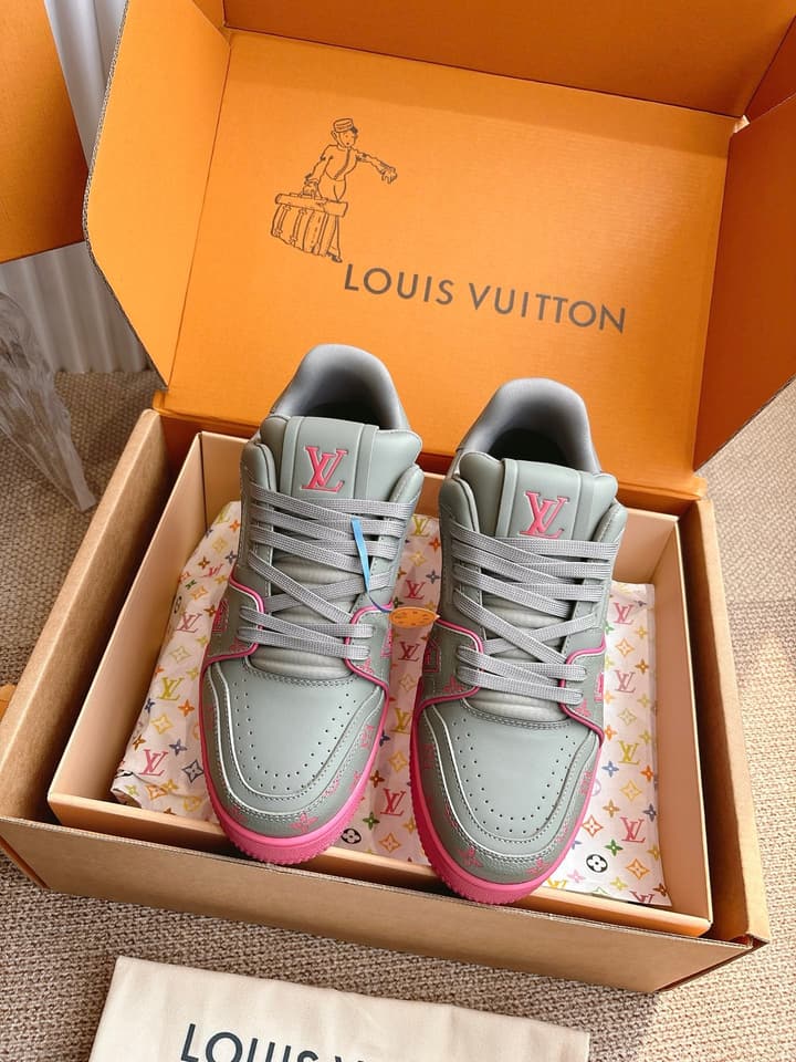 Louis Vuitton LV Trainer Sneakers in All Black Silver Monogram