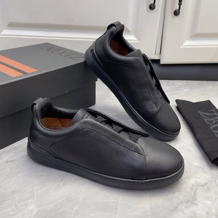 Zegna Triple Stitch Low-Top Sneakers in Navy Blue
