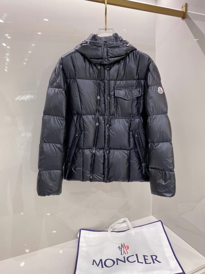 Moncler Goose Down Puffer Jacket – 2025FW in Dark Charcoal