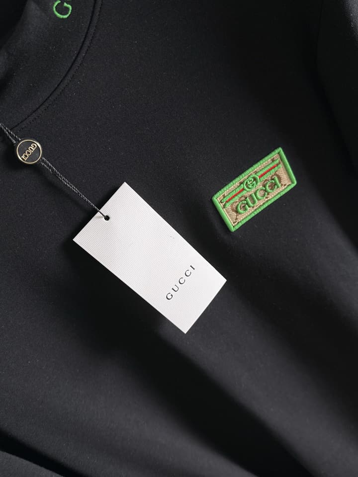 Gucci Long Sleeve T-Shirt – 2025FW in Black With Light Logo