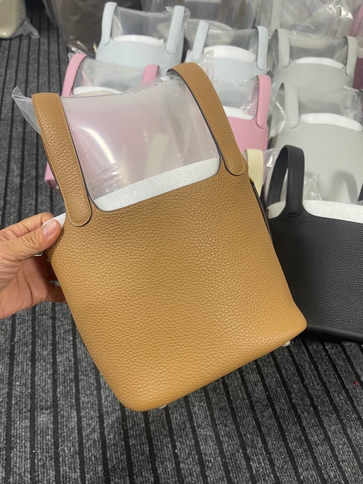 Hermes Picotin 18 Bag