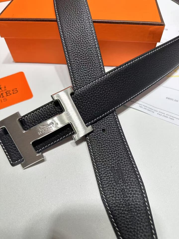 Hermès Men's Top-Layer Cowhide Pin Buckle Belt in Black With Silver Buckle