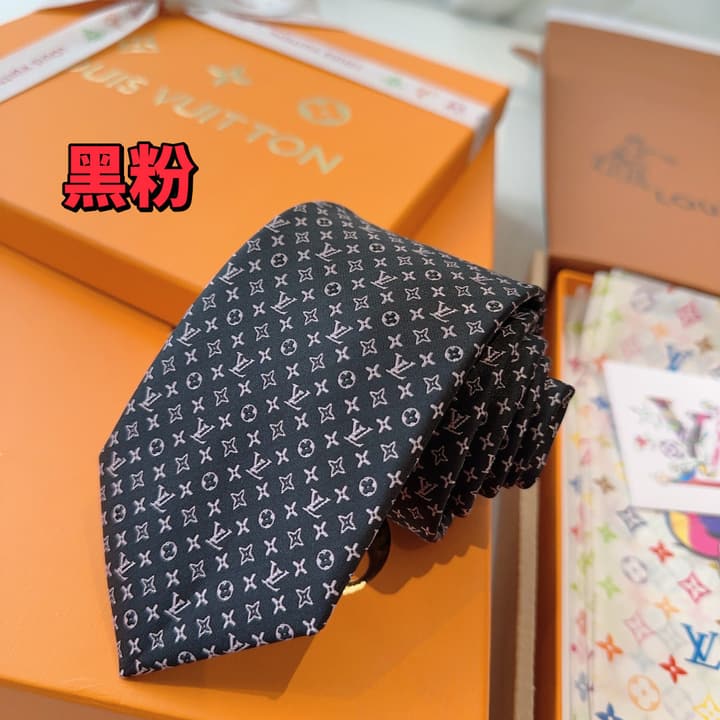 Louis Vuitton Monogram Jacquard Silk Tie in Black and White