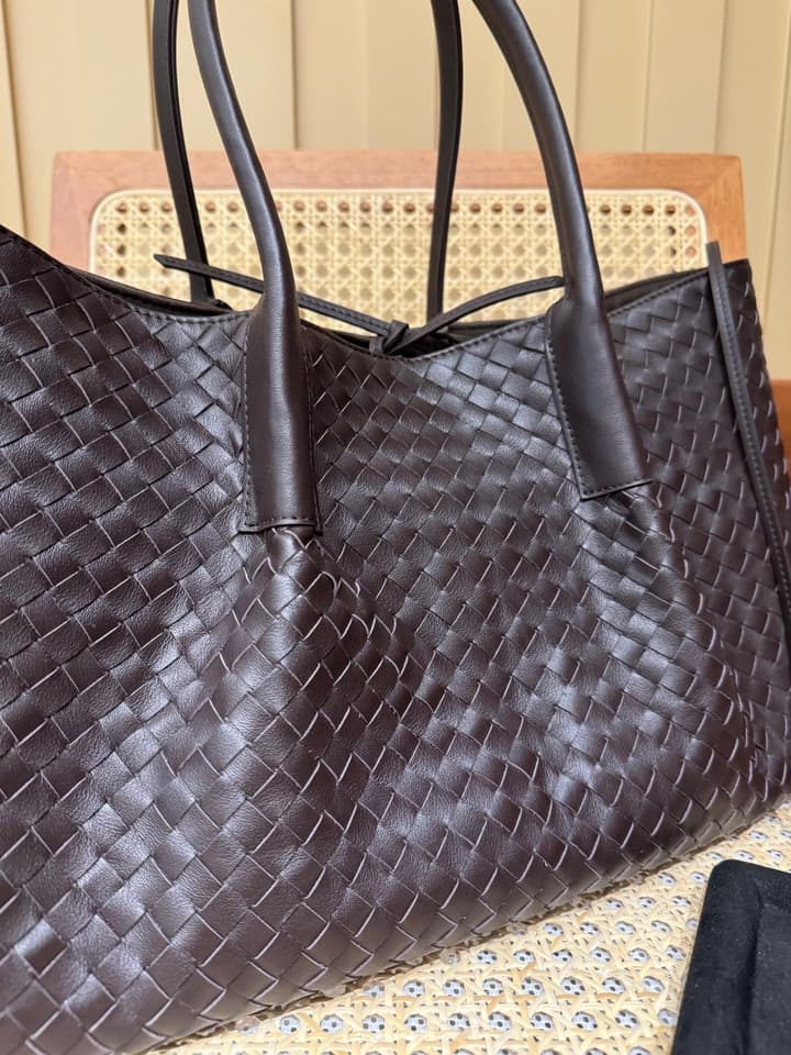 Bottega Veneta Pinacoteca Reversible Large Tote Bag