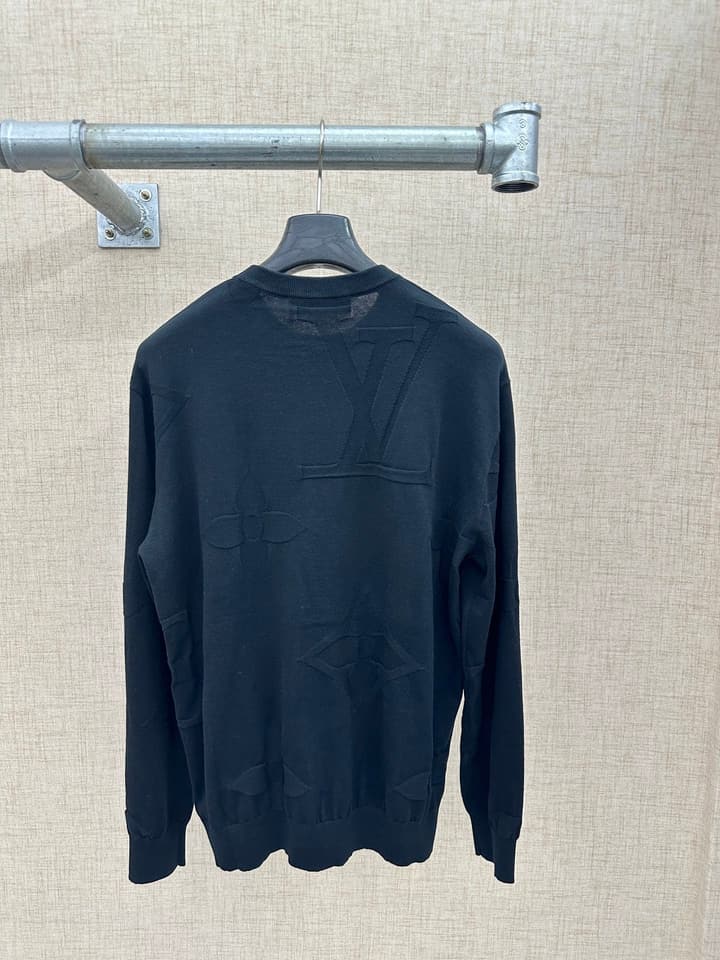 Louis Vuitton MONOGRAM Embossed Crewneck Sweater – 25FW in Dark Embossed Monogram Sweater