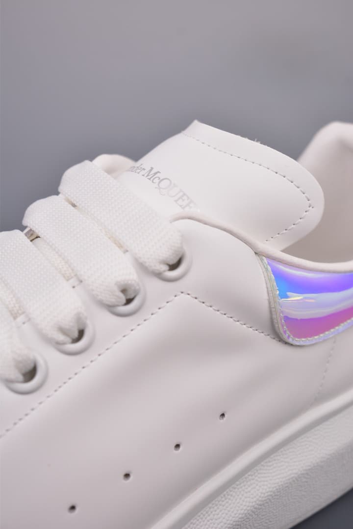 Alexander McQueen Classic Platform Sneakers – 2025 Edition in White Lavender