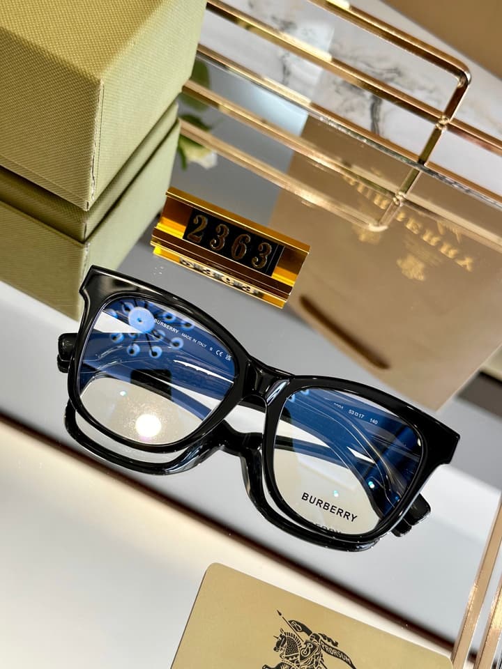 Burberry Polarized Sunglasses