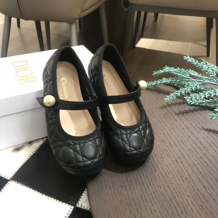 Dior DioBady Ballet Quilted Flats – Kids Collection – 2024SS in Black Quilted With Pearl Strap