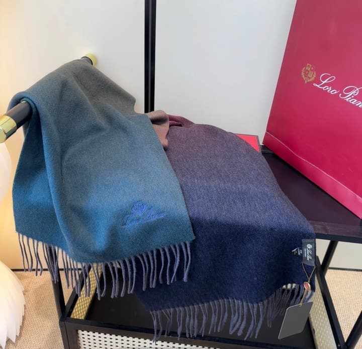 Loro Piana Plaid Wool Scarf in Beige/dusty Blue