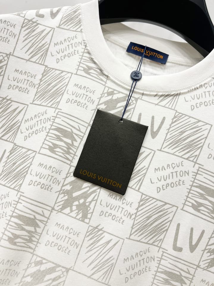 Louis Vuitton Classic Damier Print T-Shirt – 2025SS in Classic Black