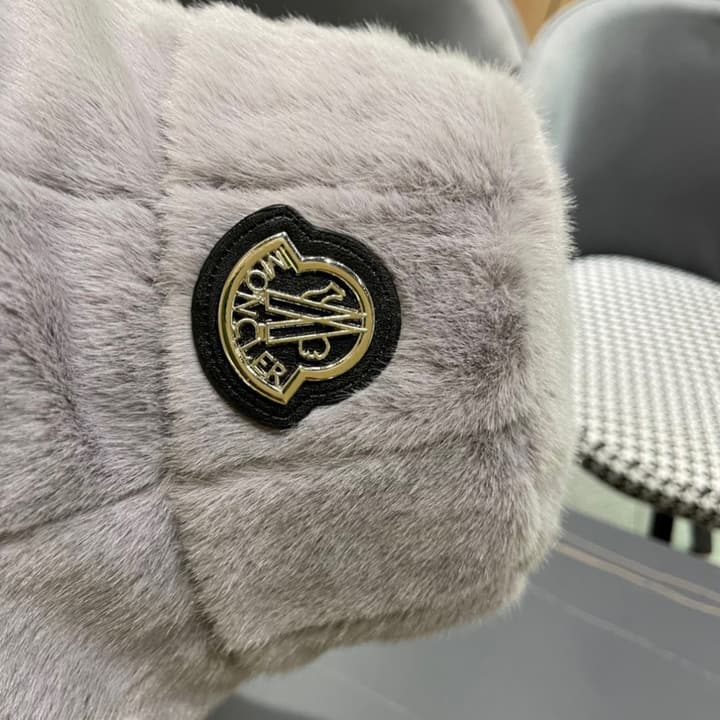 Moncler Fluffy Autumn/Winter Bucket Hat in Dark Gray Sherpa