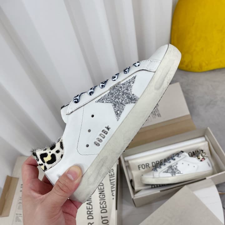 Golden Goose Superstar Graffiti Sneakers – SS22 in Black Star Rose Gold Toe