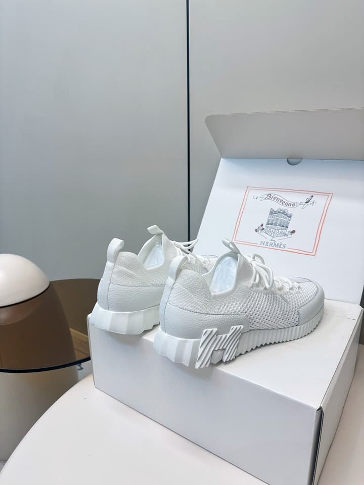 Hermes Classic Couple's Casual Sneakers in Light Beige