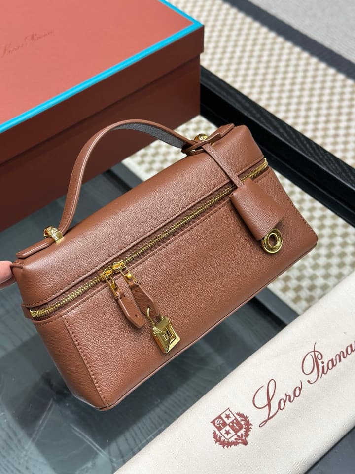 Loro Piana Extra Bag L23
