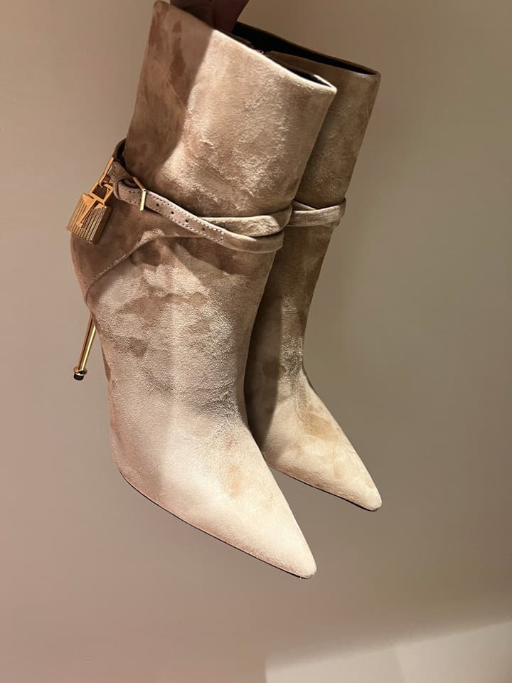 Tom Ford Luxury Metal Heel Ankle Boots in Black Leather