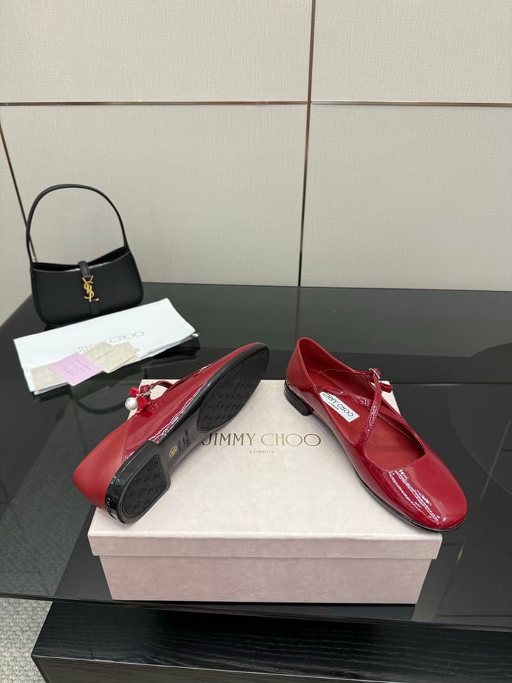 Jimmy Choo Patent Leather Ballerina Flats – 25SS in Black Patent