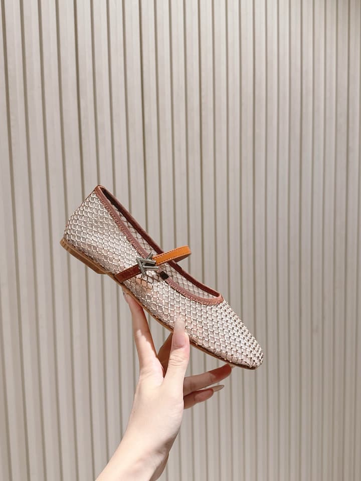 Louis Vuitton Ballet Flats – 2025SS in Black