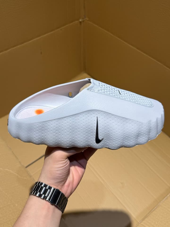Nike Mind 001 Massage Slides