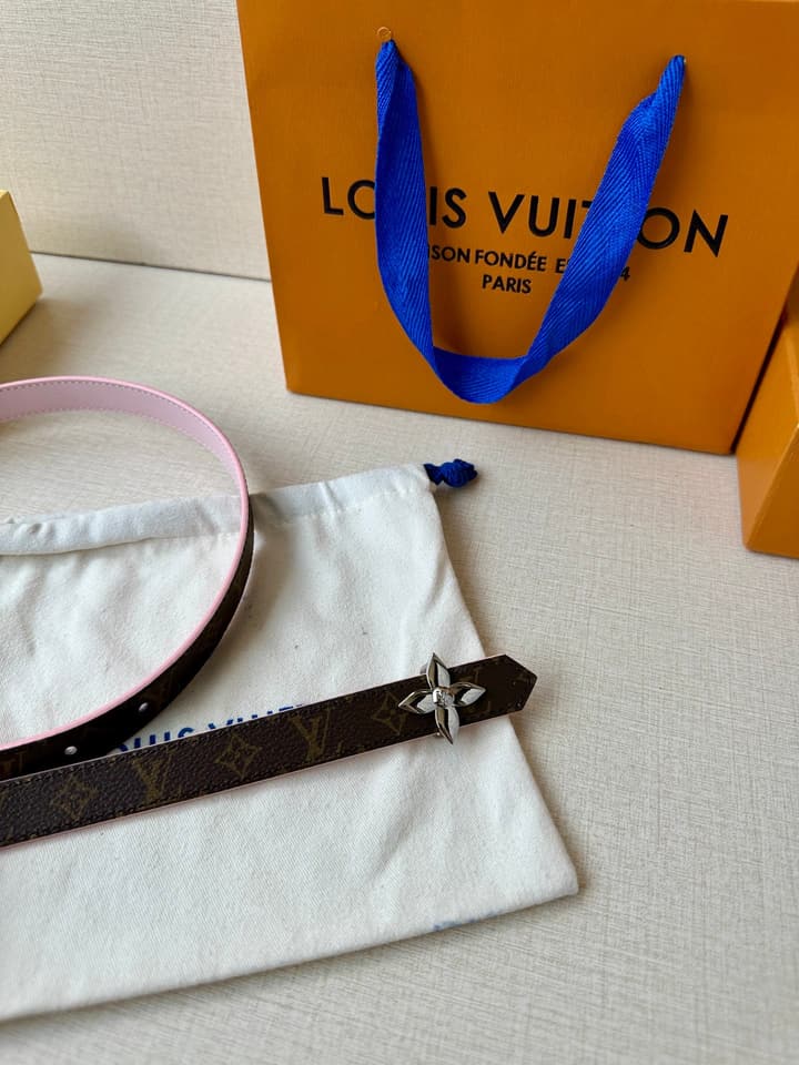 Louis Vuitton Mini Flowergram Reversible Belt in Gold Hardware