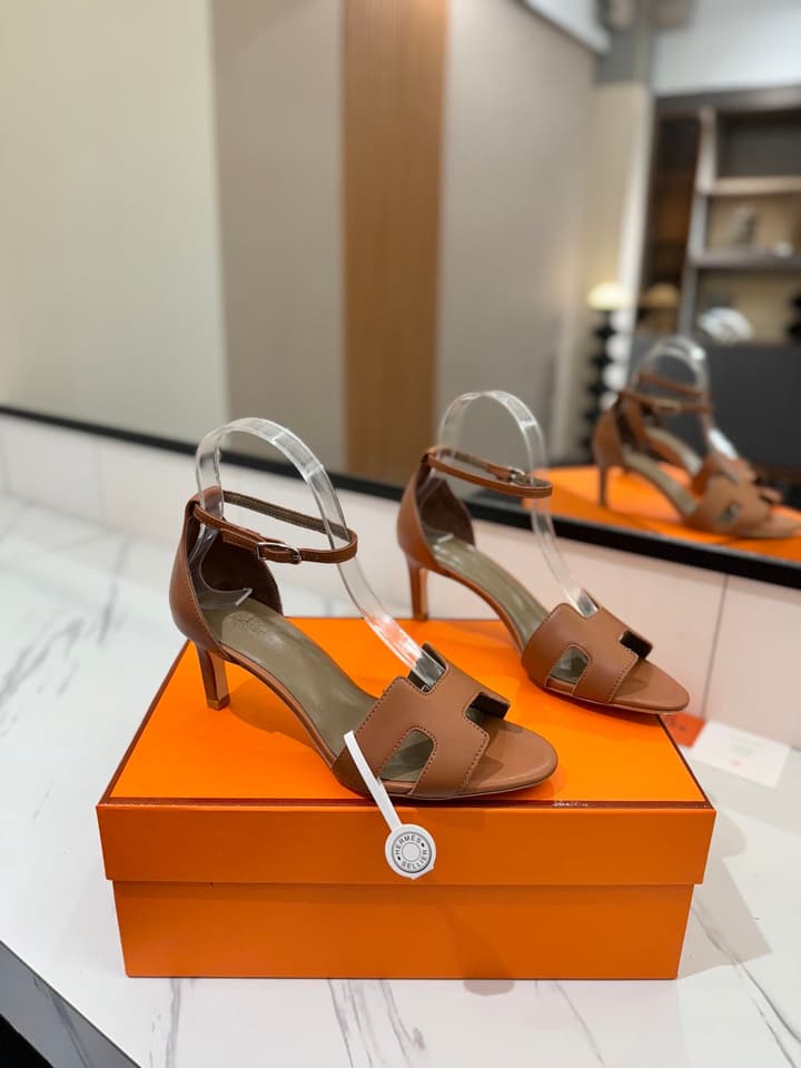 Hermès Classic Smooth Cowhide Heels – 6.5cm in All White