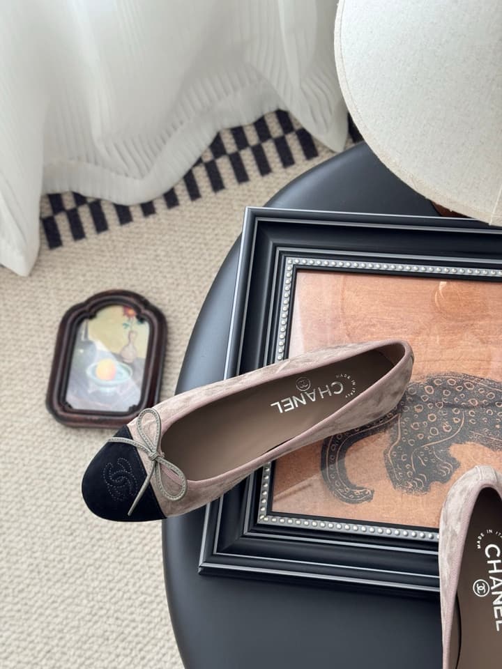 Chanel Classic Round Toe Ballet Flats in Dusty Rose With Bow