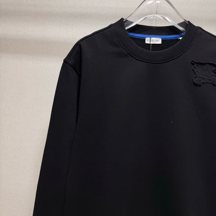 Burberry Patch Equestrian Knight Pullover Sweatshirt – 24FW in Classic Black