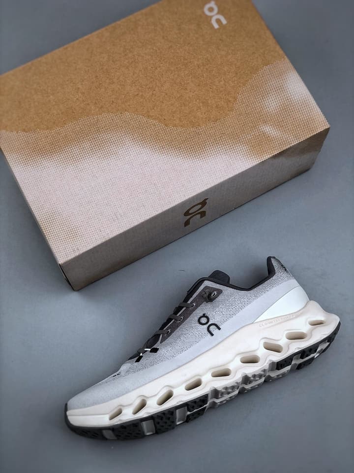 On Cloudtilt Lightweight Sneakers