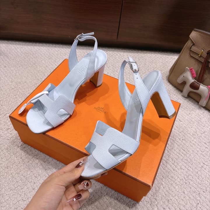 Hermès Eremite 80 Heeled Sandals in Blush Pink