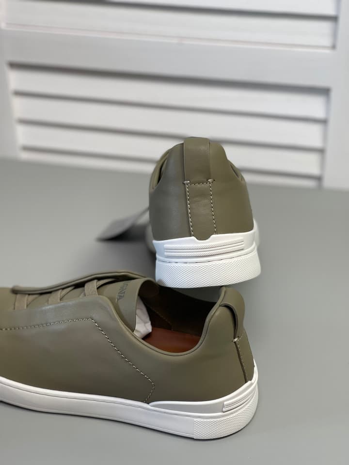 Zegna SECONDSKIN Triple Stitch Low-Top Sneakers in Navy Smooth Leather