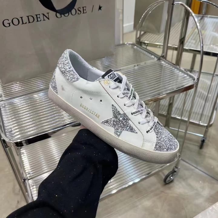 Golden Goose Superstar Graffiti Sneakers – SS22 in Black Star Rose Gold Toe