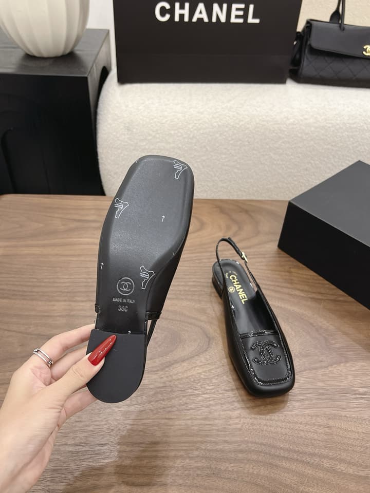 Chanel Leather Flats – 2026