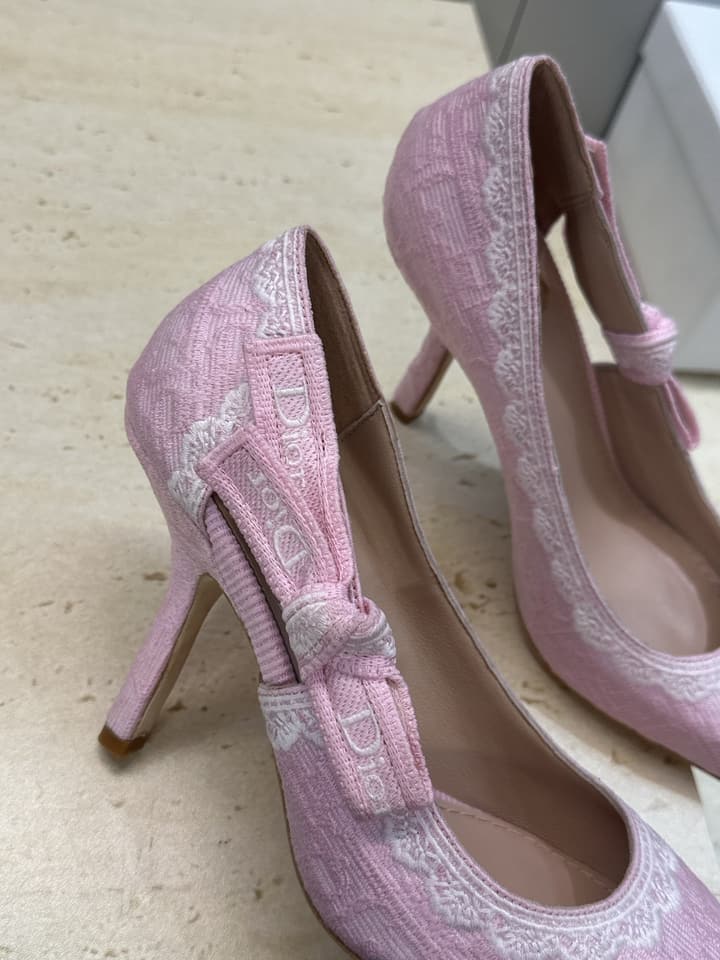 Dior J'Adior Dentelle Jelly Bow Pumps – 2026 Early Spring Collection in Black 6.5cm Heel