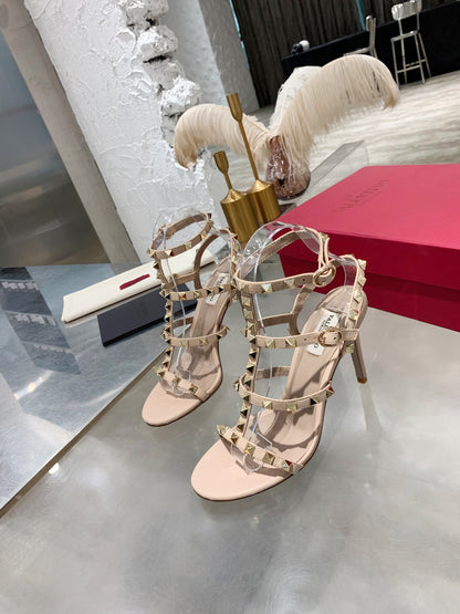 Valentino Rockstud Classic Block Heel Sandals – 6.5cm