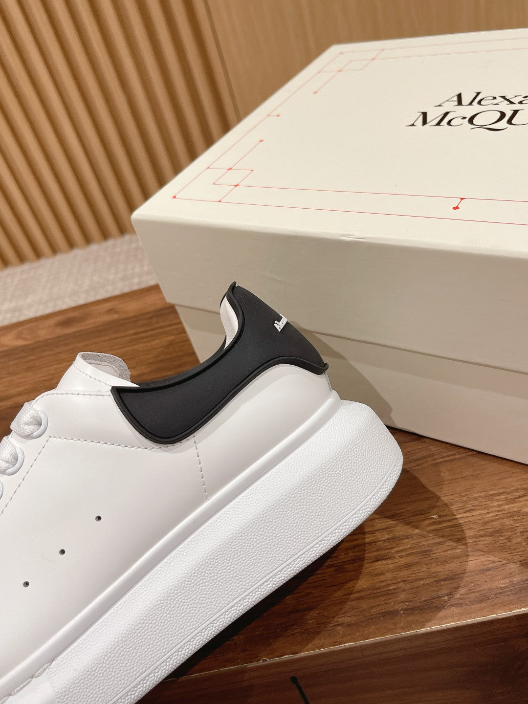Alexander McQueen Classic Versatile White Sneakers