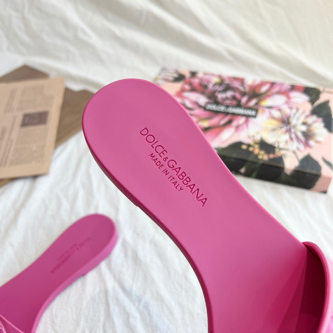 Dolce & Gabbana 3D Logo Flat Sandals – 2024 Collection