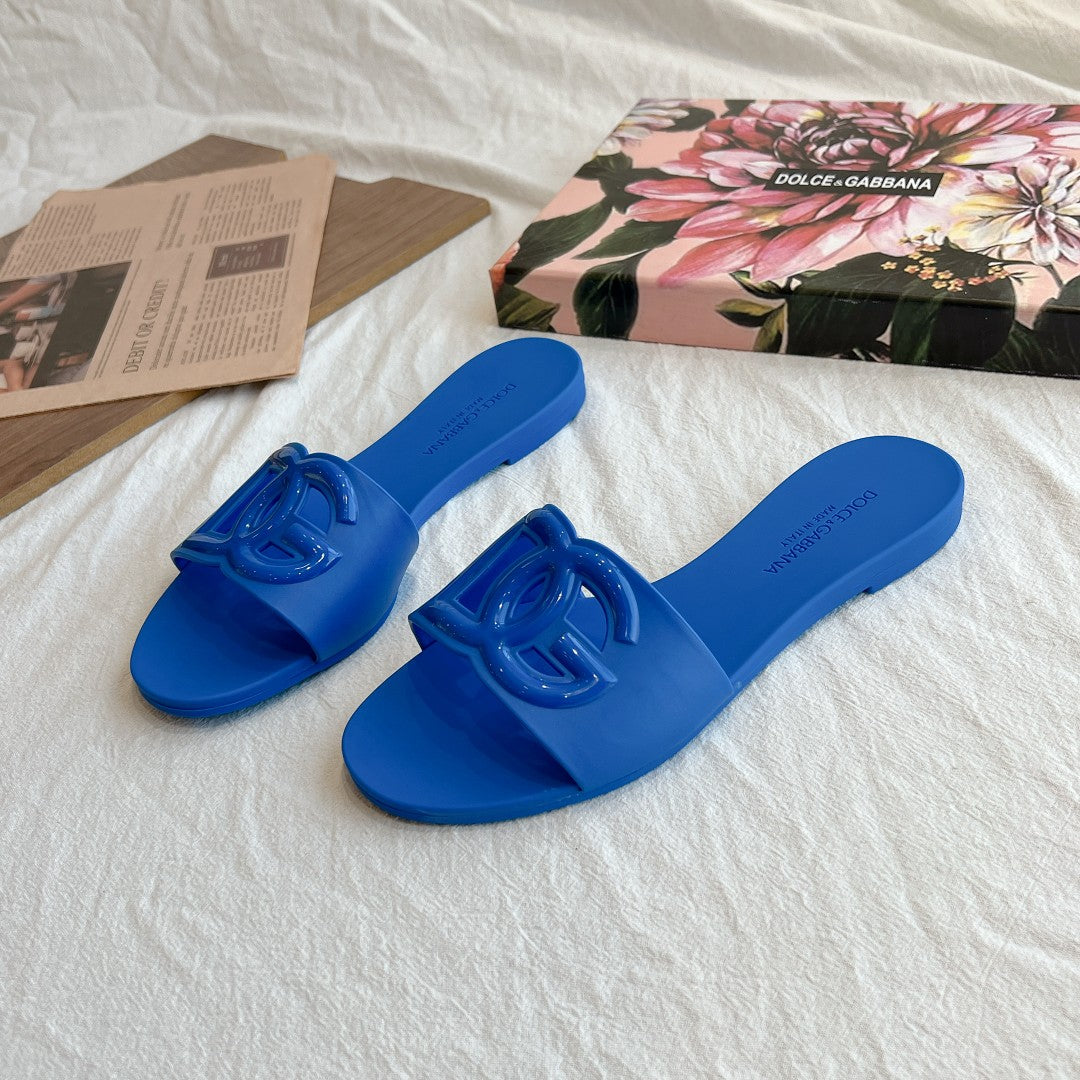 Dolce & Gabbana 3D Logo Flat Sandals – 2024 Collection