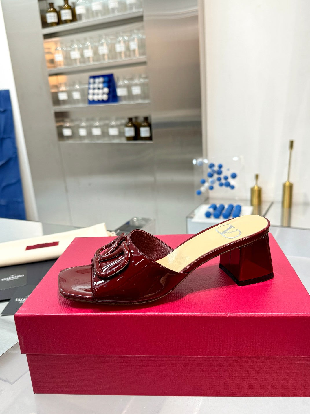 Valentino VLogo Signature Leather Pumps – 6cm
