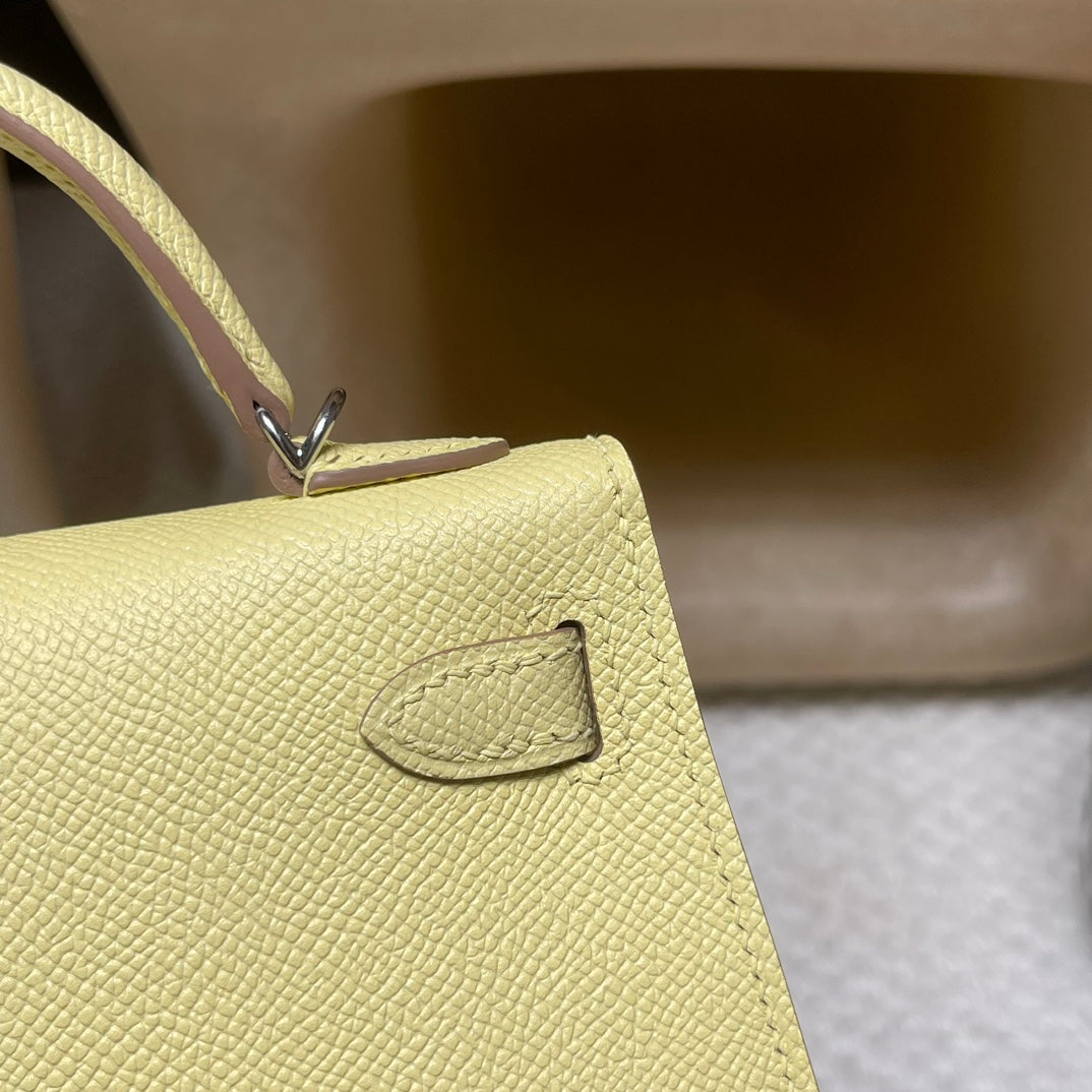 Hermès Mini Kelly Handbag – Second Generation